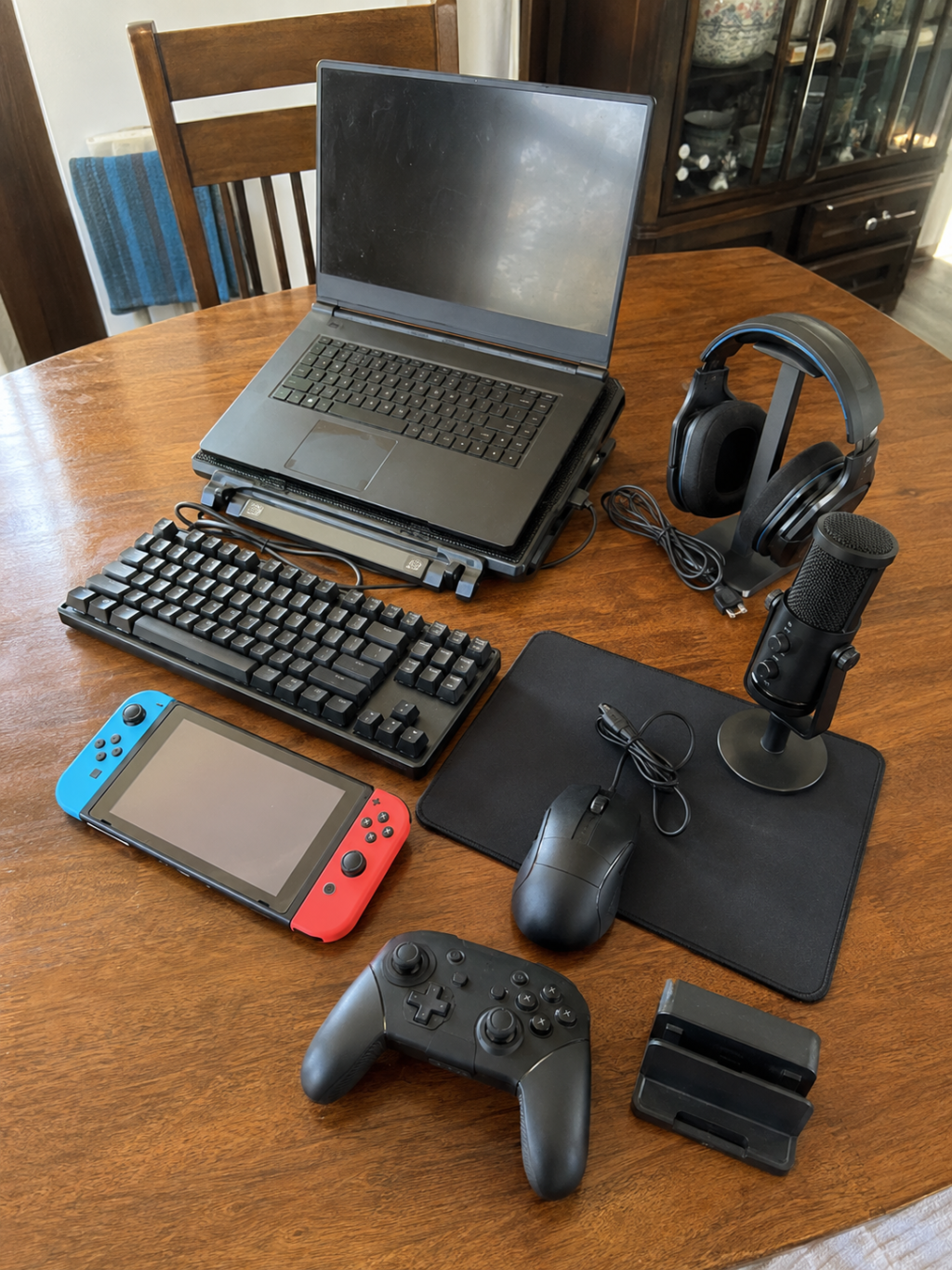 รับจำนำ Nintendo Switch OLEDราคาสูง